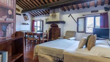 1 Schlafzimmer, Bügeleisen/Bügelbrett