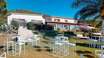 Ristorazione all'aperto