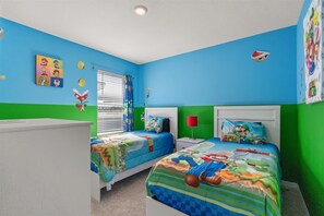 5 bedrooms, iron/ironing board, free WiFi, bed sheets