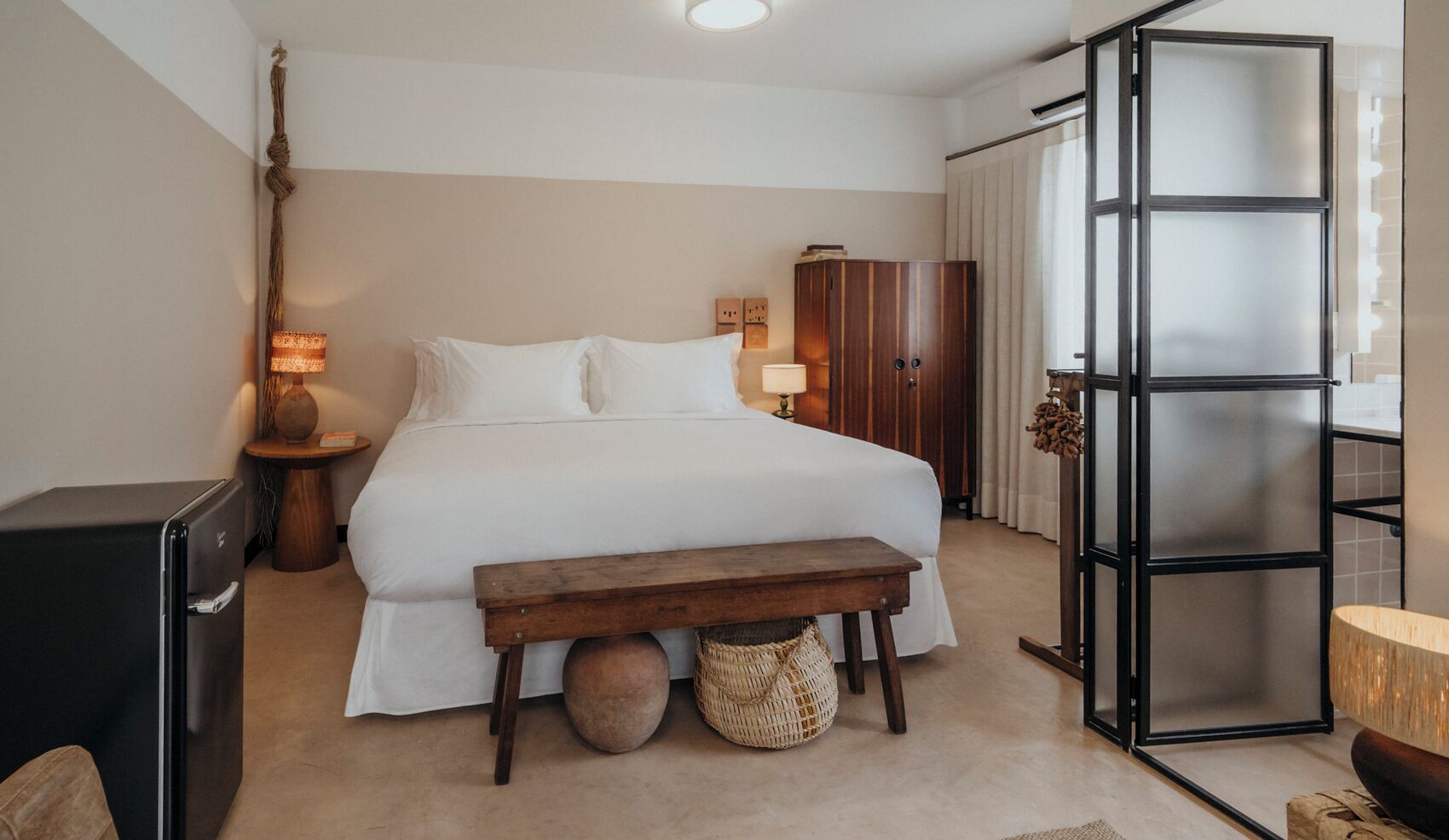 Standard Twin Room | In-room safe, blackout curtains, iron/ironing board, free WiFi