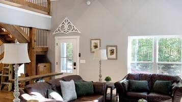 TV connectée, cheminée, jeux vidéo