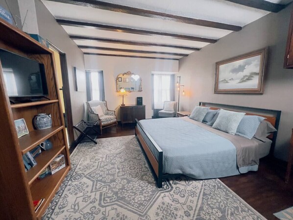 Strygejern/strygebræt, weekendseng, Wi-Fi, sengetøj