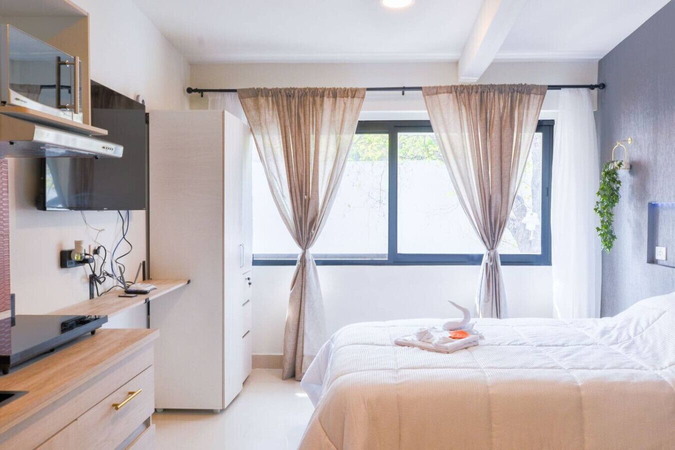 Bügeleisen/Bügelbrett, WLAN