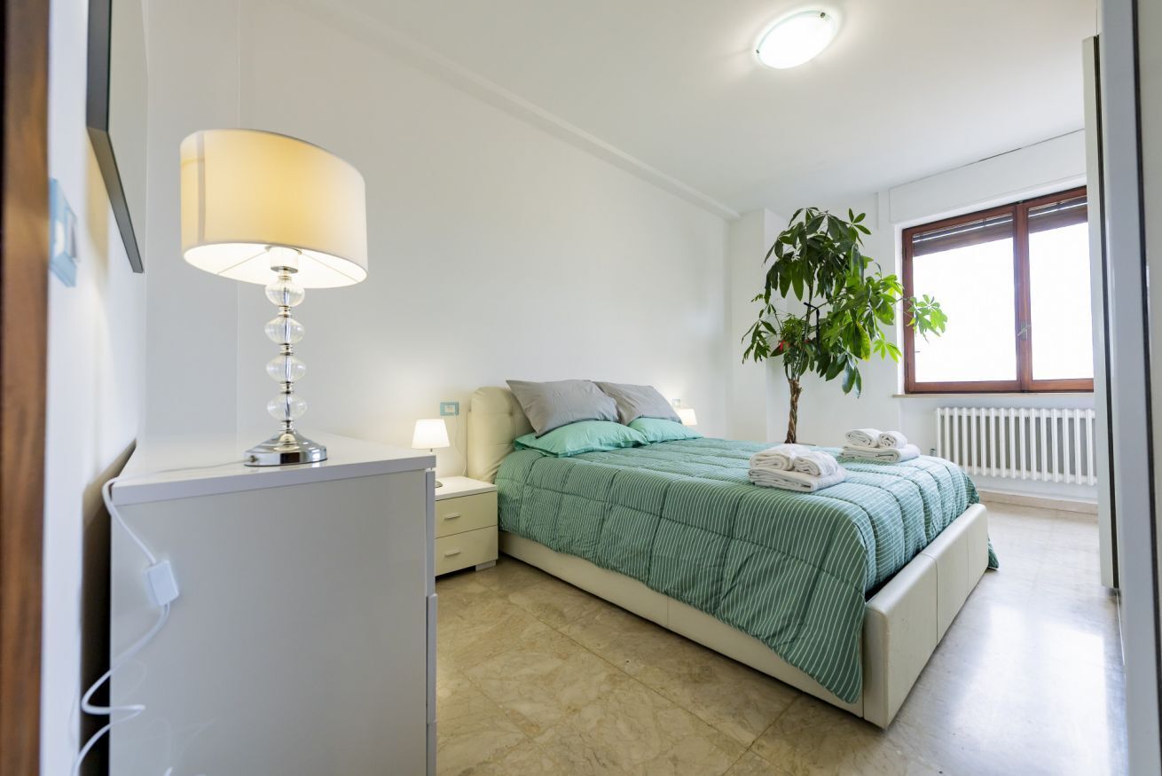 1 bedroom, iron/ironing board