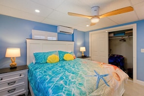 House, 1 King Bed with Sofa bed (Sand Dollar Suite) | 1 bedroom - Sand Dollar Suite (Fort Myers Beach)