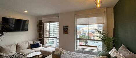 Bügeleisen/Bügelbrett, Internetzugang, Bettwäsche