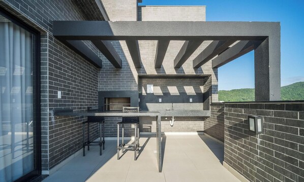 Basic Studio | Outdoor dining - Complete Stay Just 550 Meters From Praia dos Ingleses - Ldus (Florianópolis)