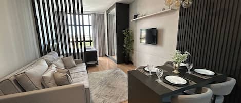 Basic Apartment | Living area