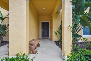 Terrace/patio - 4BD/ Paradise Palms with private pool (Kissimmee)