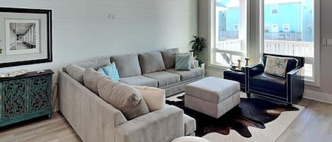 Casa (3 Bedrooms) | Servicio de la propiedad