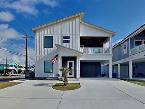 Ev (3 Bedrooms) | Dış mekân