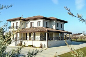 Overnatningsstedets facade