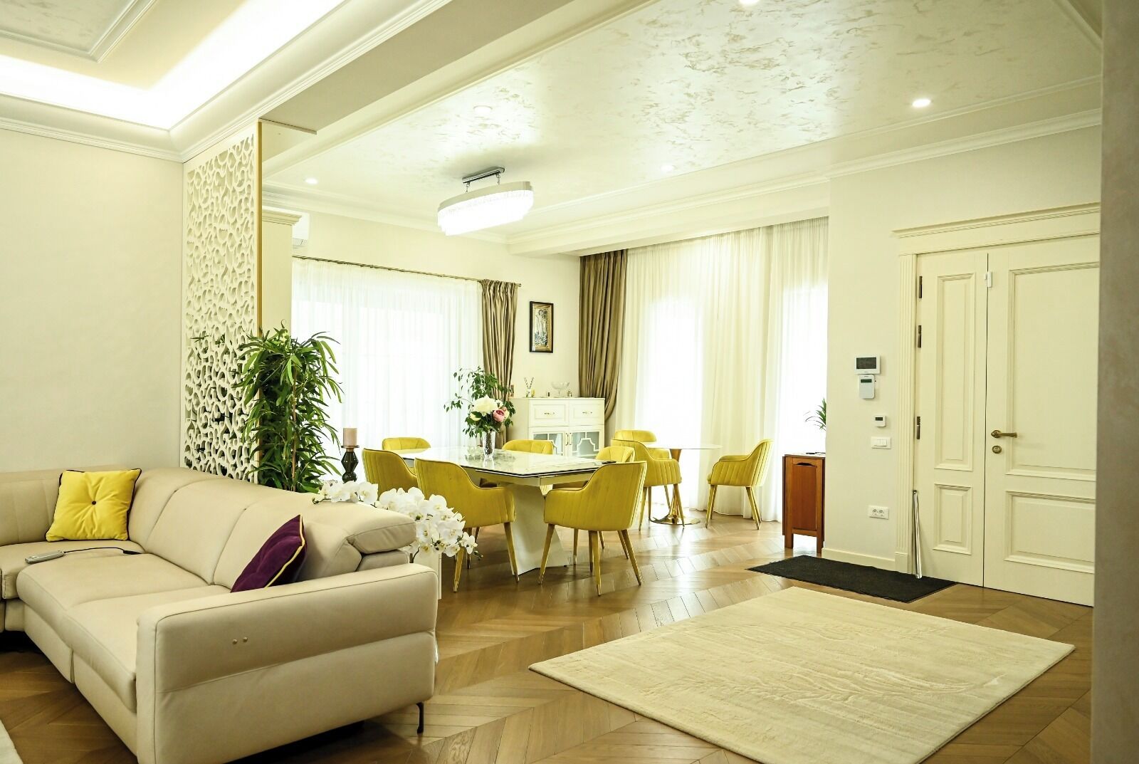 Deluxe Double Room, Balcony, Courtyard View | Private kitchen