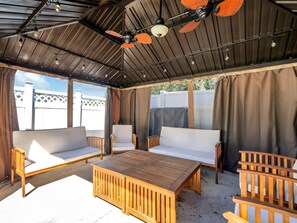 House, Multiple Beds (2 Palms B) | Terrace/patio - 2 Palms B (Panama City Beach)