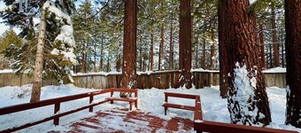 Hidden Gem 4-bedroom house in South Lake Tahoe near the beach, and Heavenly.