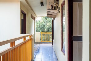 Exterior - Rehat at Wahidin Guest House (North Cirebon)