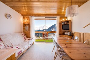TV - Le Lancelot - Magnifique Vue Montagne (Villarembert)
