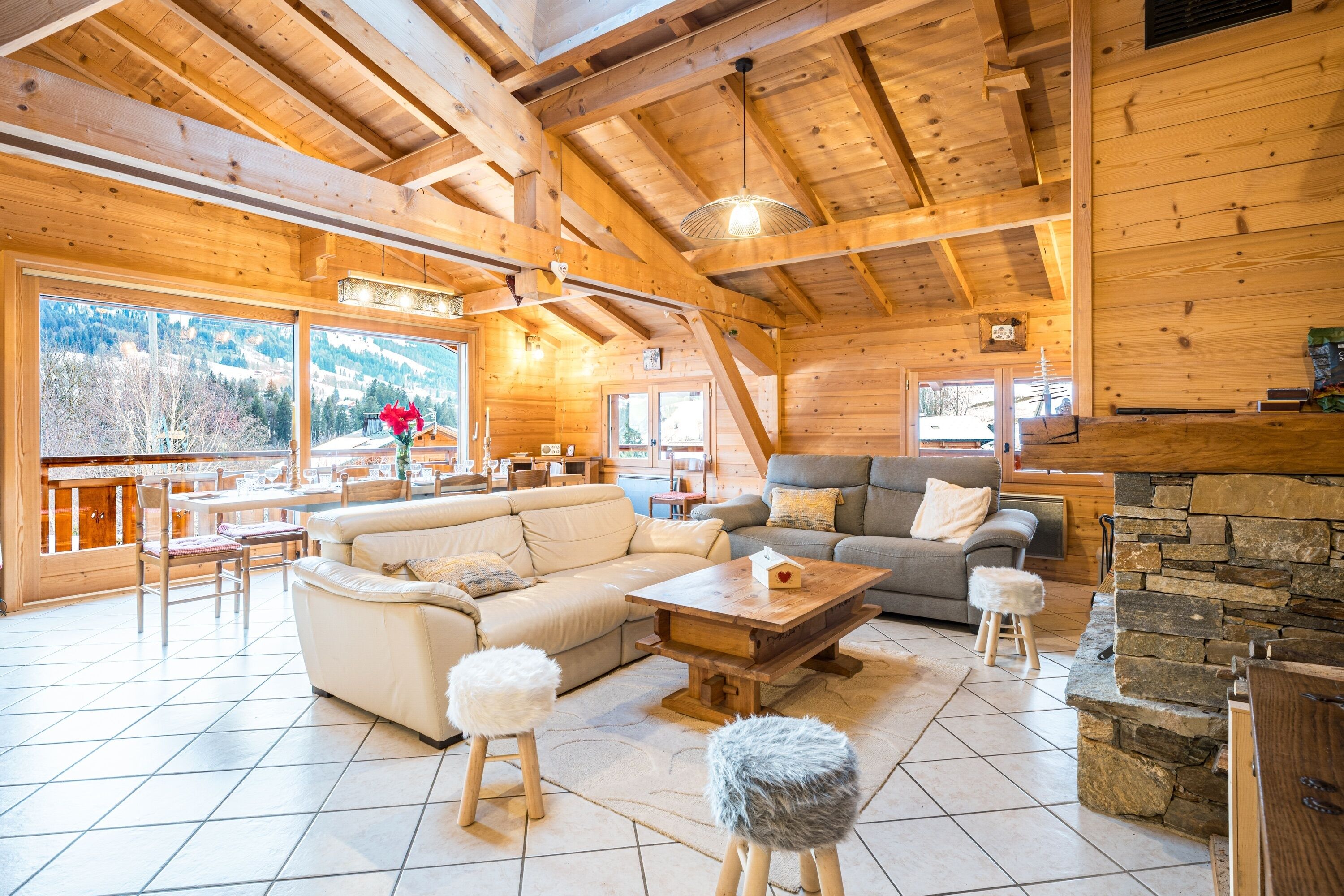 Televisor i llar de foc 