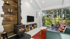 Smart TV, fireplace, DVD player, books - Studio 297A in Katoomba (Katoomba)