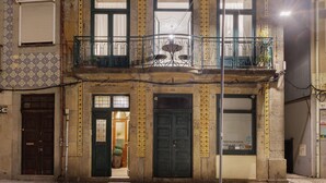 Unclassified image, 2 of 26, button - Lighthouse Apartments with Sea View – Foz do Douro (Porto)