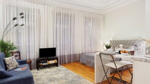 Unclassified image, 5 of 26, button - Lighthouse Apartments with Sea View – Foz do Douro (Porto)