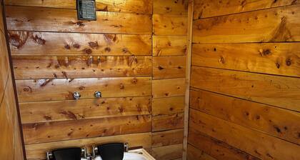 Luxury A-Frame Chalet with Jacuzzi and Panoramic View of Laguna Cocha