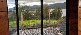 Luxury A-Frame Chalet with Jacuzzi and Panoramic View of Laguna Cocha