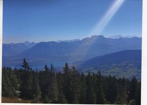 Miscellaneous - o\tSelf-contained studio in house 3 km from Annecy town center, (Seynod)