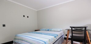 2 bedrooms, WiFi, bed sheets - Casa em Vargem Grande Próxima ao Parque Estadual (Rio de Janeiro)