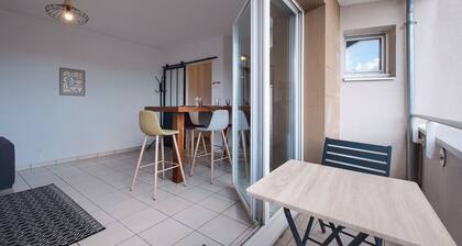 La Grange - Proche Centre & Parking