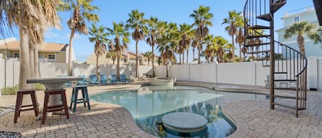 Udendørs pool, opvarmet pool