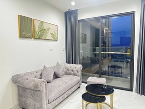 Living area - 🌟 KHU BE – VIÊN NGỌC YÊN BÌNH TẠI VINHOMES GRAND PARK 🌟 (Thành phố Hồ Chí Minh)