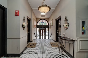 Lobby - Music City Memories Downtown - Parking Included (Nashville)