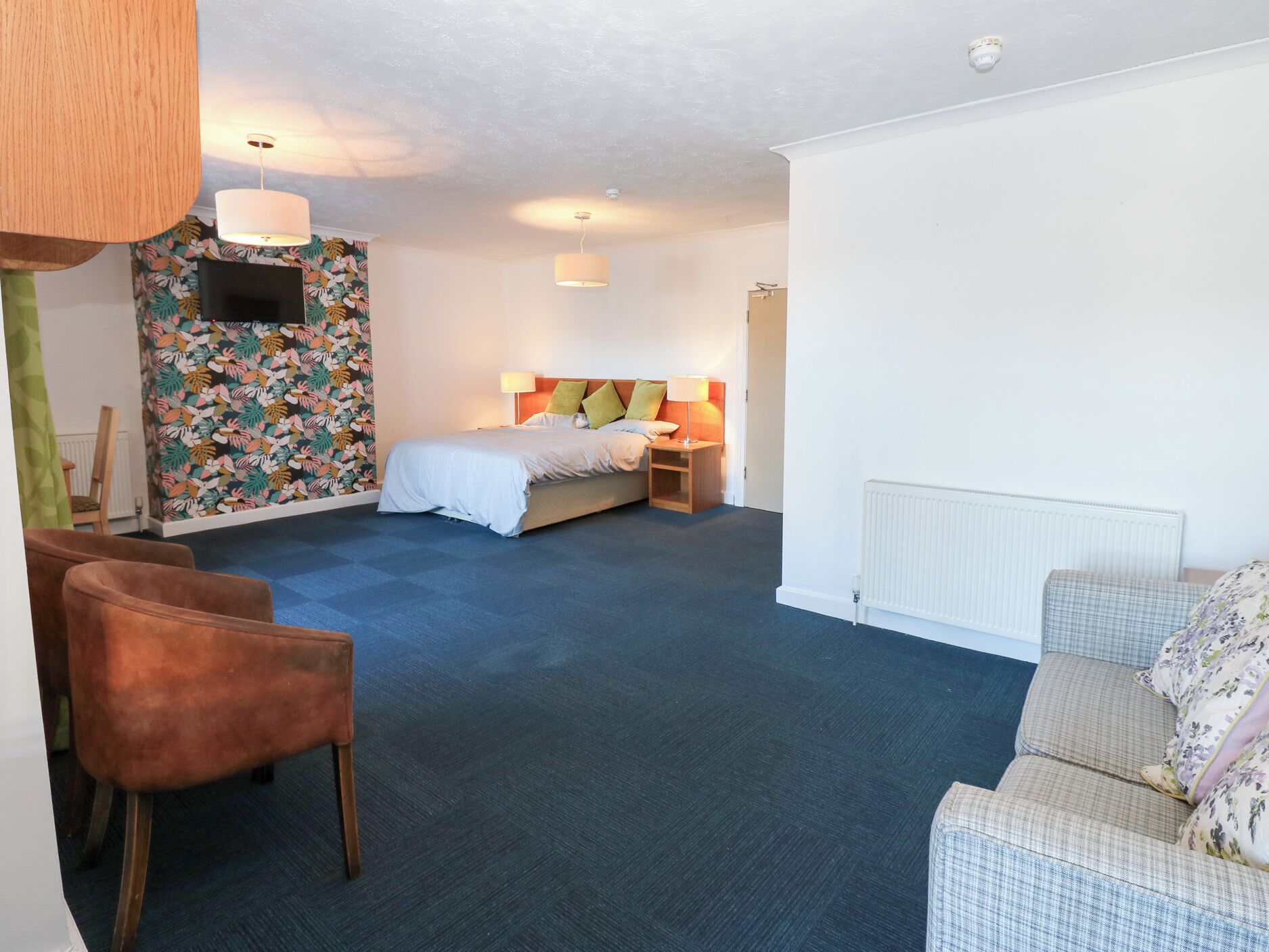 1 bedroom, individually decorated, individually furnished, free WiFi