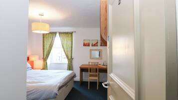 1 bedroom, individually decorated, individually furnished, free WiFi