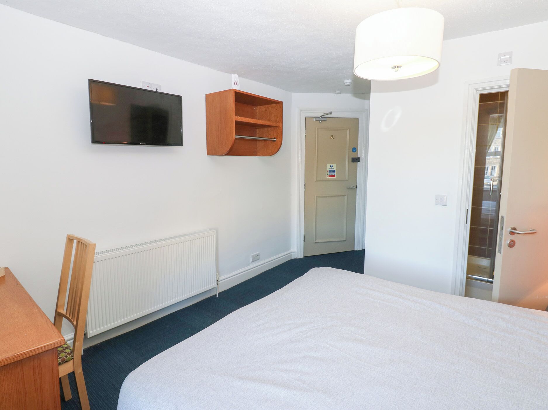 1 bedroom, individually decorated, individually furnished, free WiFi