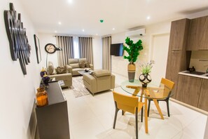 Interior - Comfy One Bedroom Apartment @ The Bantree (Accra)