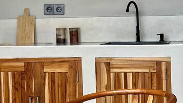 Luksusvilla, privat basseng, bassengutsikt | Eget kjøkken | Kjøleskap, kokeplater og kjøkkenutstyr