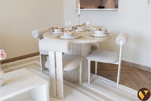 Luxury Apartment, Balcony, Pool View | In-room dining - Vogue | Jeewar JVC near Circle Mall | Pool & Gym (Dubai)
