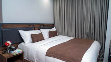 Free WiFi, bed sheets