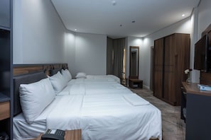 واي فاي مجانًا وملاءات أسرّة