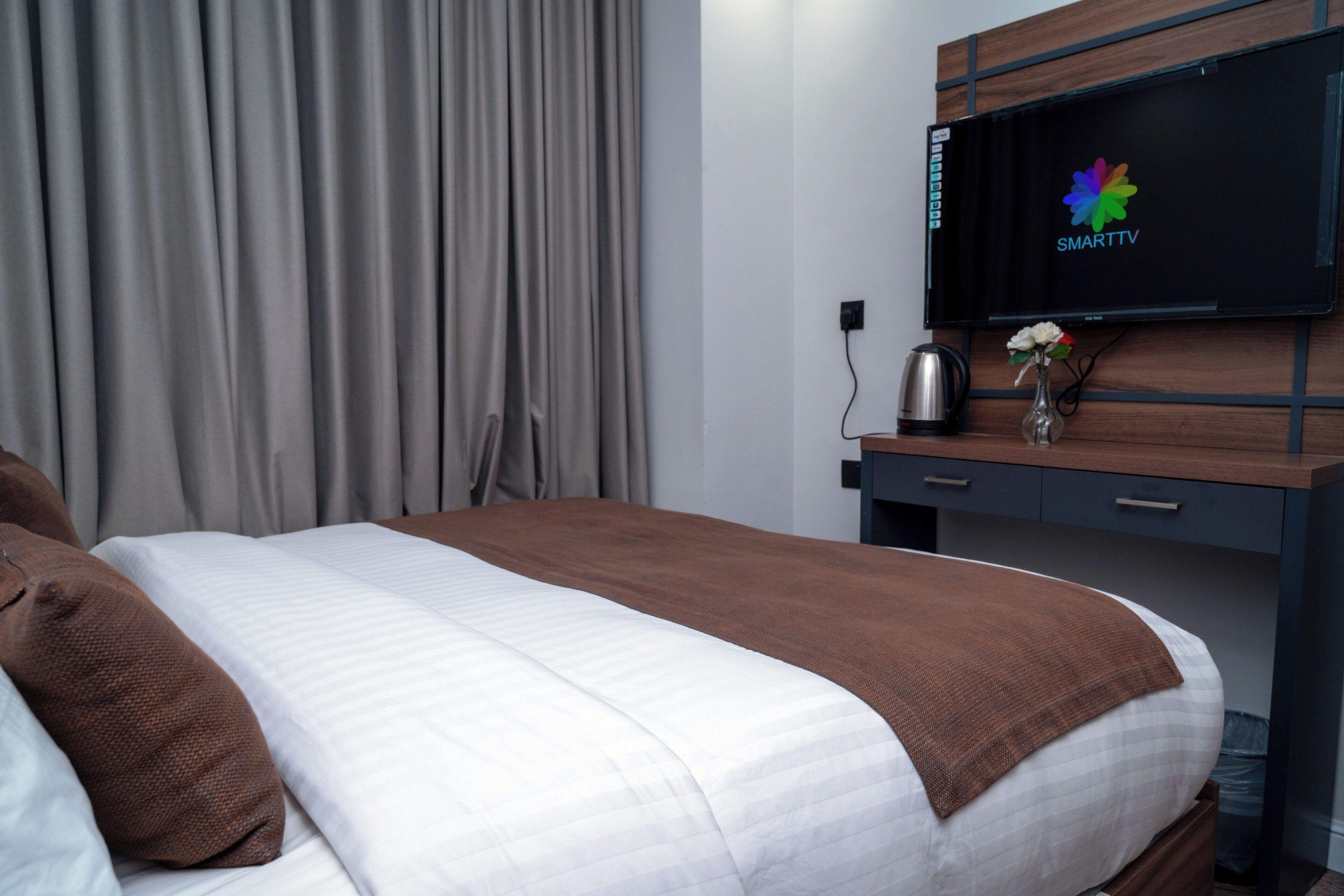 Enkeltrom – deluxe, balkong, byutsikt | Wi-fi (inkludert)