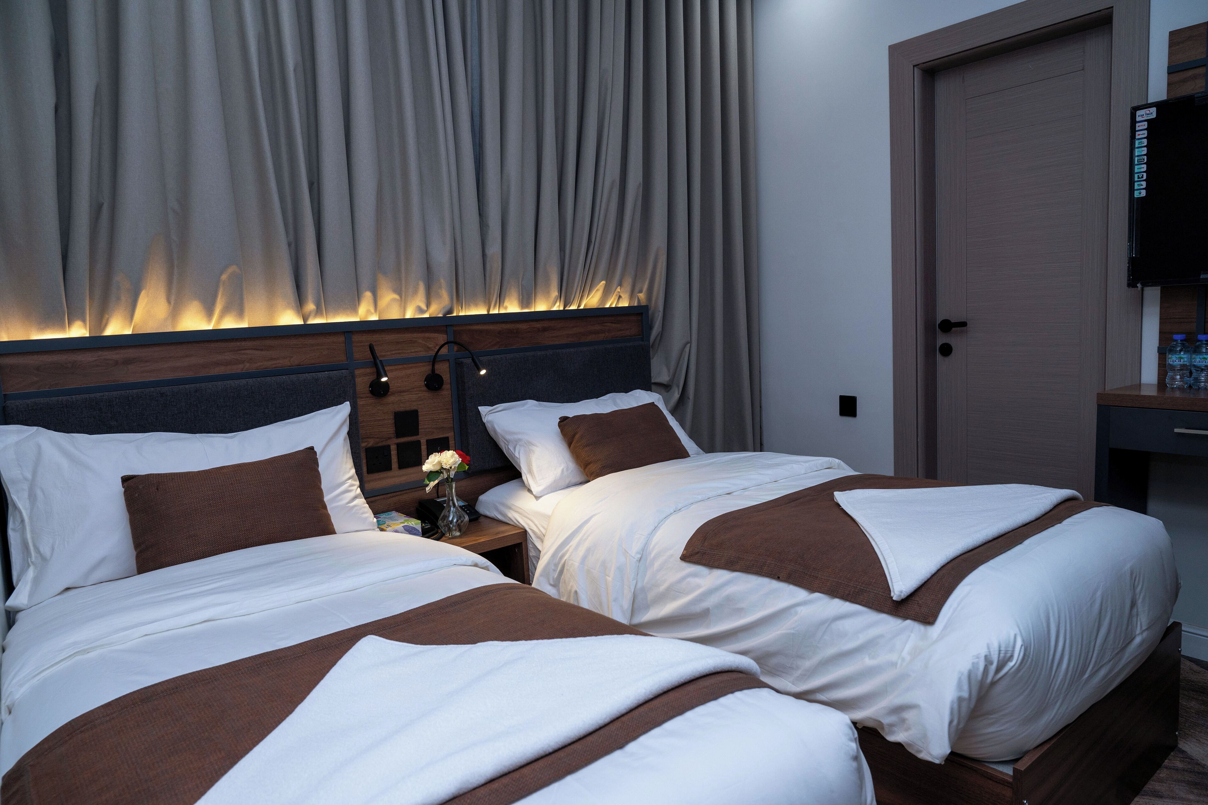 Tomannsrom – deluxe, privat bad | Wi-fi (inkludert)