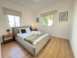 Iron/ironing board, WiFi, bed sheets - Cozy Boho 2-BR Retreat in Central Nicosia (Nicosia)