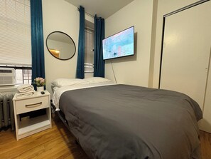 Room - Spacious 2BR/2BA Duplex Near Central Park – Upper West Side (New York)