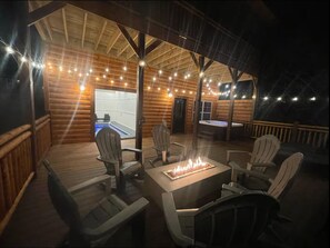 Property grounds - Beautiful Luxury Cabin! Family Friendly/Private Pool/Theater Room/Fire Pit (Sevierville)