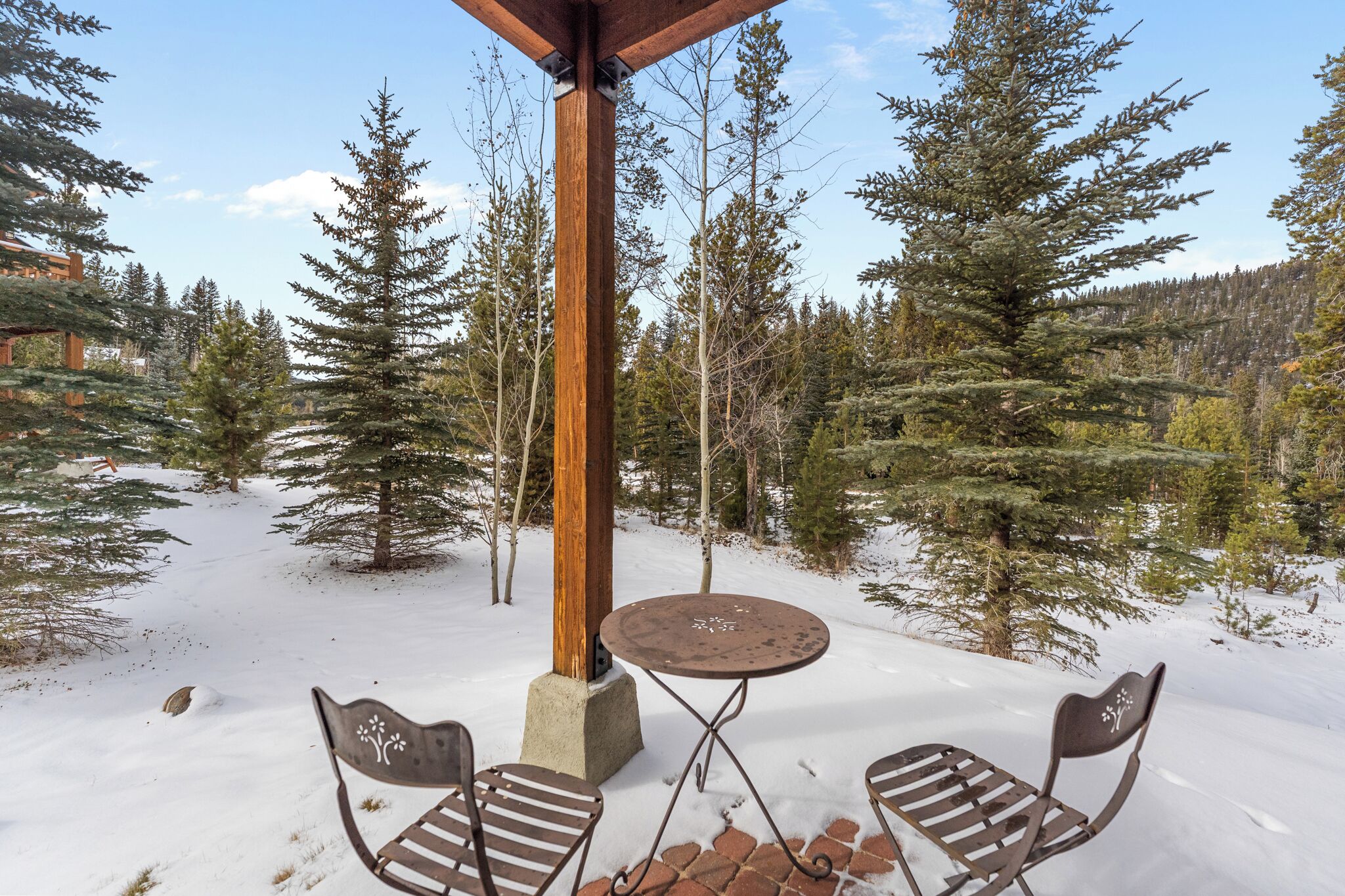 Studio (2 Bedrooms) | Exterior