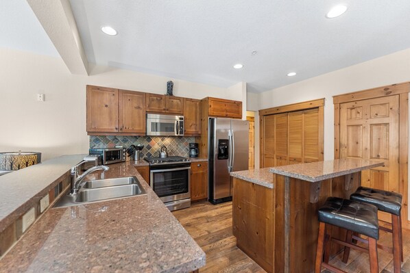 Studio (2 Bedrooms) | Exterior