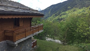 Chalet | Pemandangan dari hartanah