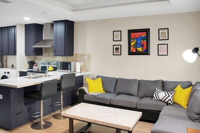 Pet-Friendly Modern 2BR. Shop, Work, Relax
